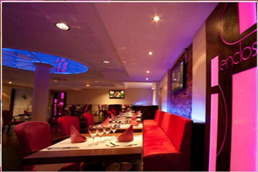 Logis Hotels - Hotel Restaurant L Enclos Donneville Екстер'єр фото