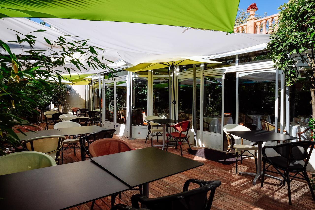 Logis Hotels - Hotel Restaurant L Enclos Donneville Екстер'єр фото